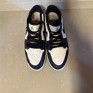 Jordan Men's Dark Blue and White Sneakers